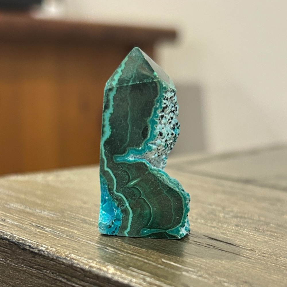 Malachite and chrysocolla Crystal Tower
